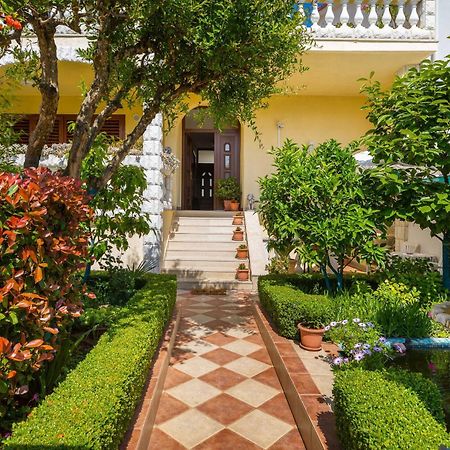 Villa Nada In Fazana - Near The Beach Buitenkant foto