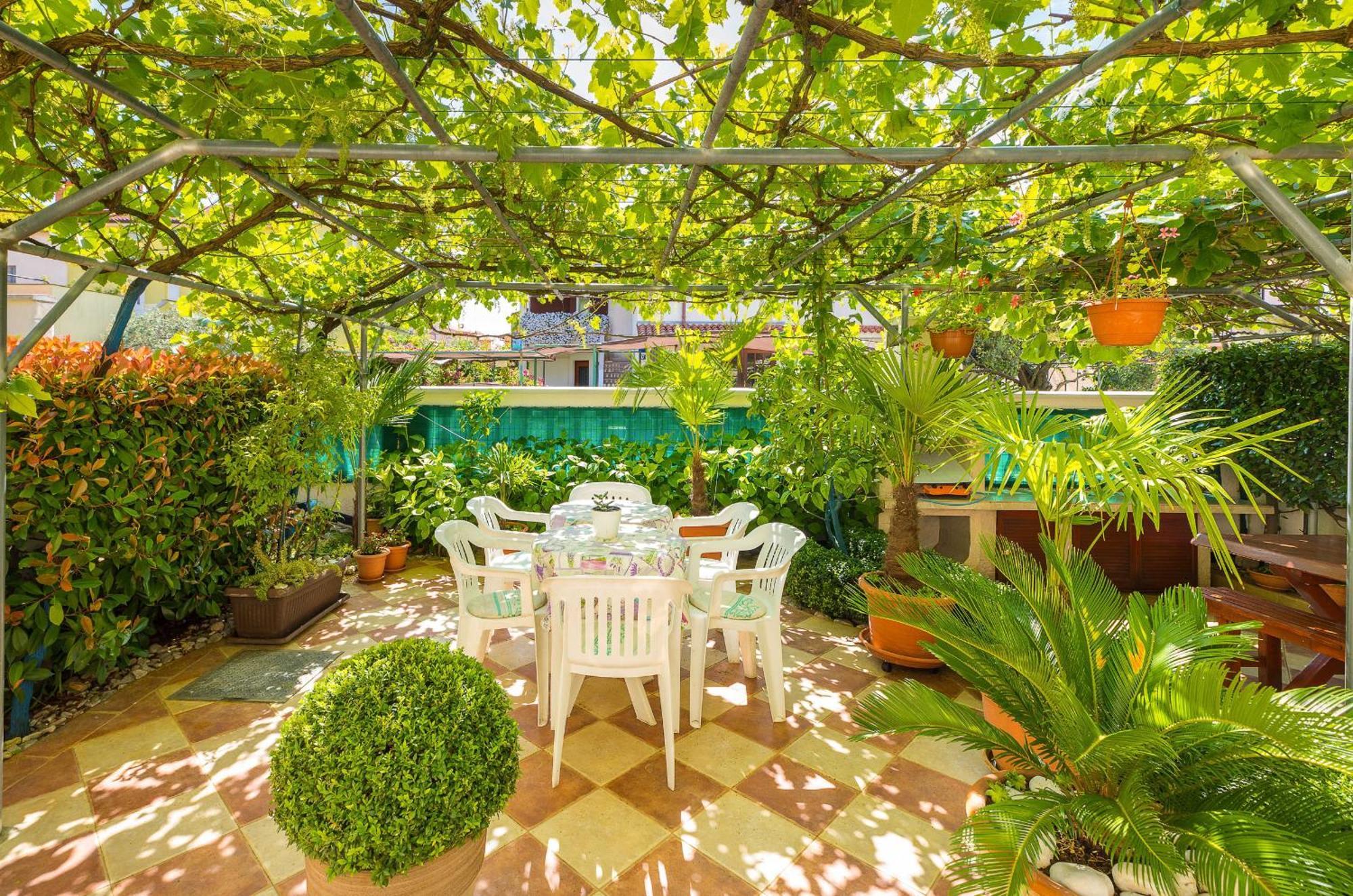 Villa Nada In Fazana - Near The Beach Buitenkant foto